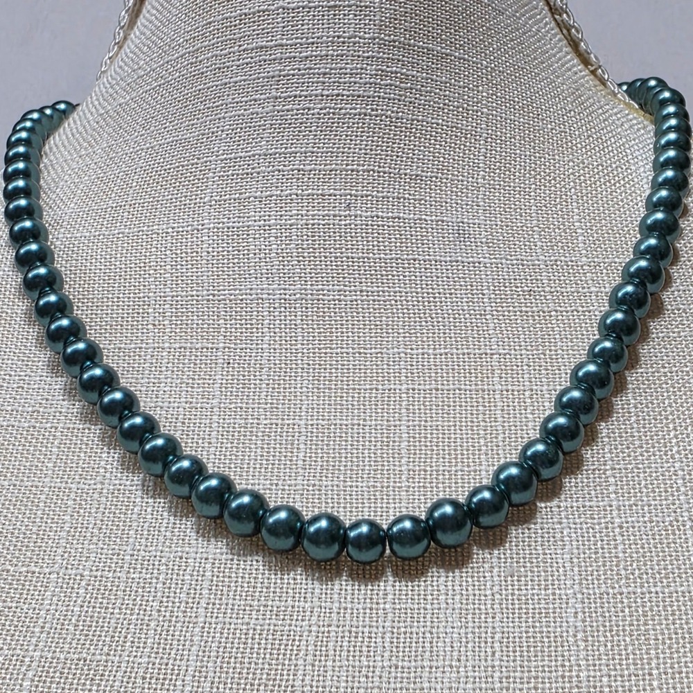 Teal Faux Pearl Necklace Magnetic Clasp Elegant Classic Heavy Beads